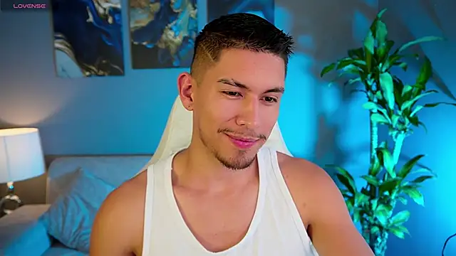Snapshot of Aaronfox_x chatting on January 2025 07:51:02 PM Aaronfox x online show from January 2025 07:51:02 PM