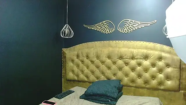 NathaliaSmith3x online show from February 2025 01:28:02 PM