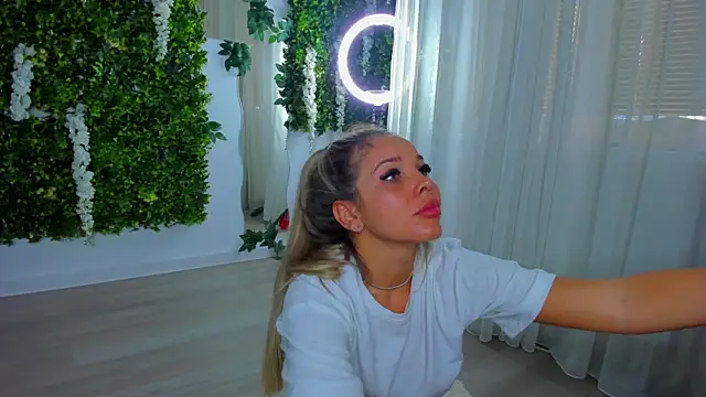 VivienCarter online show from September 2025 02:50:02 PM