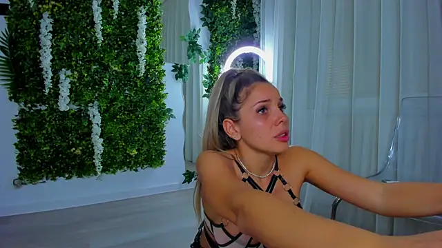 VivienCarter online show from October 2025 07:36:02 PM