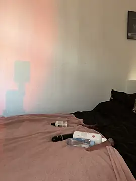 madelinexx online show from September 2025 01:16:02 PM