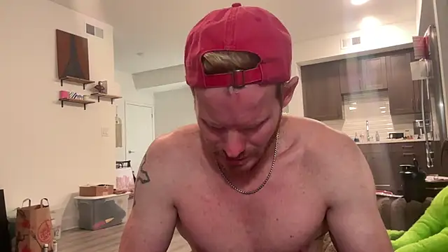 Snapshot of crossfitterguy87 chatting on March 2026 11:43:02 PM crossfitterguy87 online show from March 2026 11:43:02 PM