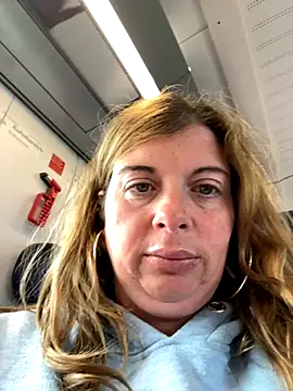 Snapshot of Lombada chatting on October 2025 02:35:02 PM Lombada online show from October 2025 02:35:02 PM