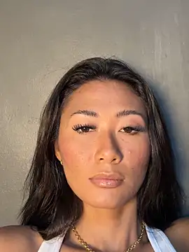 Snapshot of thai-dreamgirl chatting on November 2025 11:37:02 PM thai-dreamgirl online show from November 2025 11:37:02 PM