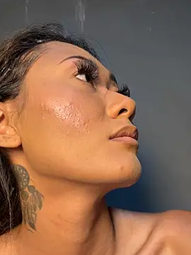 Snapshot of thai-dreamgirl chatting on February 2026 11:03:02 PM thai-dreamgirl online show from February 2026 11:03:02 PM