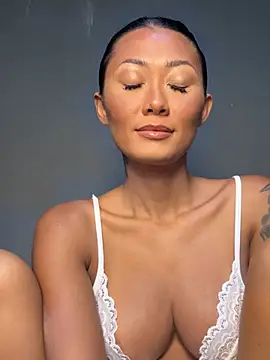 Snapshot of thai-dreamgirl chatting on February 2026 11:03:01 AM thai-dreamgirl online show from February 2026 11:03:01 AM