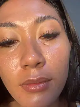 Snapshot of thai-dreamgirl chatting on February 2026 11:34:02 PM thai-dreamgirl online show from February 2026 11:34:02 PM