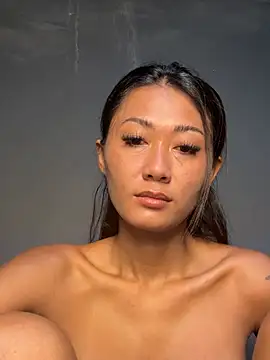 Snapshot of thai-dreamgirl chatting on February 2026 10:39:02 PM thai-dreamgirl online show from February 2026 10:39:02 PM