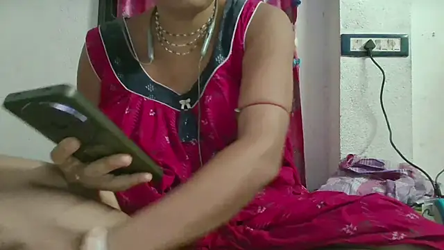 Snapshot of miss-Riy chatting on July 2026 05:00:01 PM miss-Riy online show from July 2026 05:00:01 PM