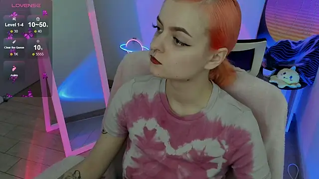 Fire Bestie online show from March 2025 01:21:01 PM