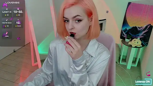 Fire Bestie online show from March 2025 01:40:02 PM