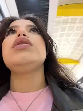 Chloe  Moon online show from September 2025 03:11:01 PM