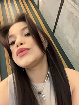 Chloe  Moon online show from November 2025 03:34:02 PM