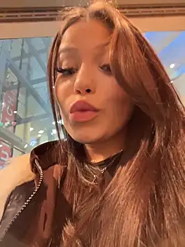 Chloe  Moon online show from February 2026 02:20:02 PM