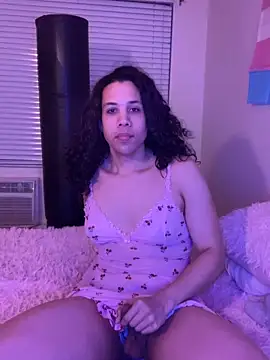 Snapshot of PeacockGoddess chatting on October 2025 10:43:02 PM PeacockGoddess online show from October 2025 10:43:02 PM