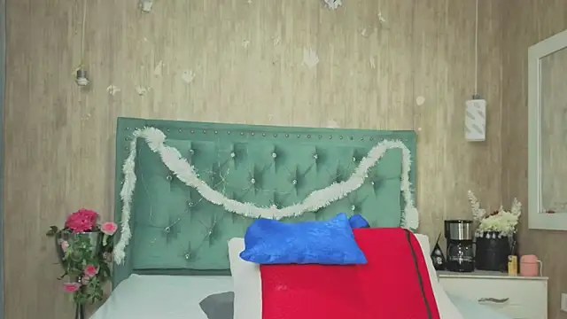 Marcelaa fox online show from December 2025 08:48:02 PM