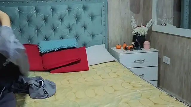 Marcelaa fox online show from March 2026 07:31:02 PM