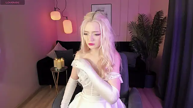 EmilyAir online show from March 2025 03:21:02 AM