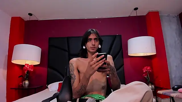 Matthew Dixonn online show from December 2024 04:38:02 AM