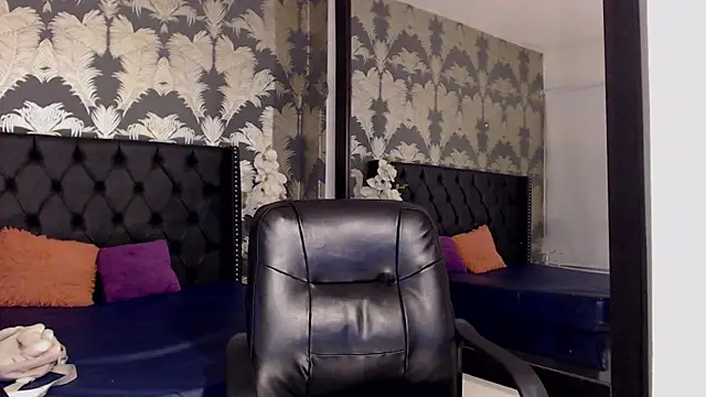 Matthew Dixonn online show from January 2025 05:32:01 AM