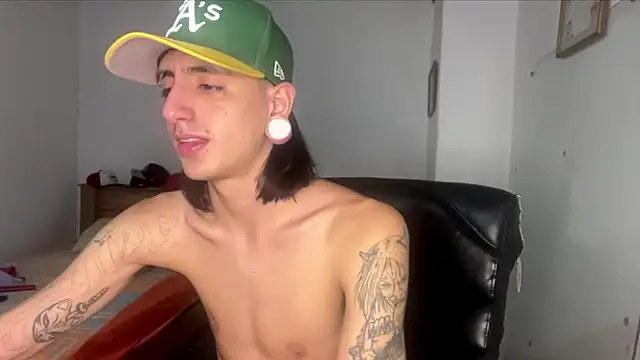 Matthew Dixonn online show from February 2025 01:55:01 AM