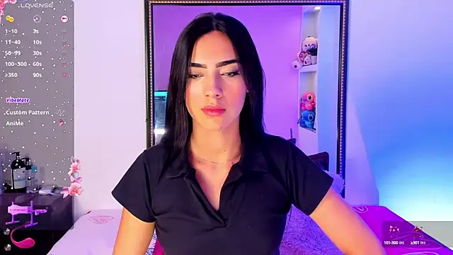 IsaValencia online show from January 2025 10:41:02 PM