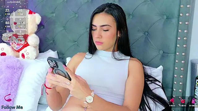 IsaValencia online show from February 2025 07:54:01 PM