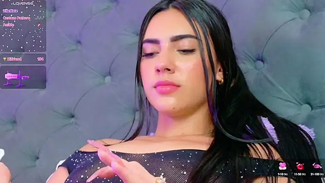 IsaValencia online show from February 2025 09:55:02 AM