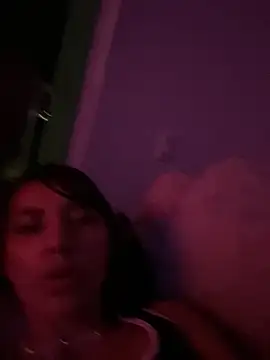 IsaValencia online show from November 2025 03:41:01 AM