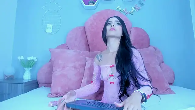 StefanyWilliams  online show from February 2025 04:31:01 AM