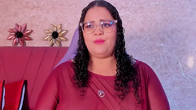 juli 2tyes online show from November 2025 03:51:02 AM