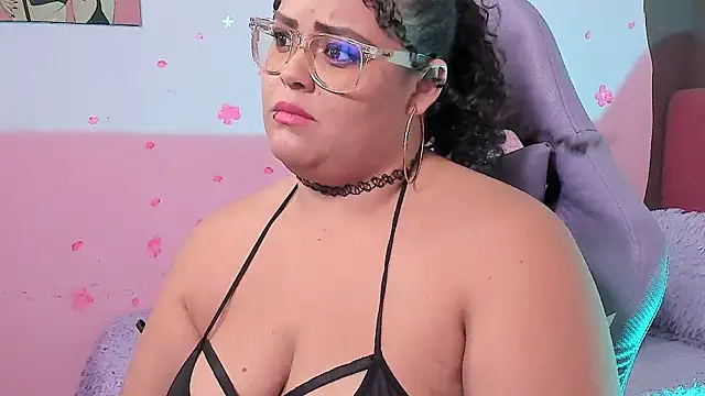 juli 2tyes online show from July 2026 07:23:02 AM