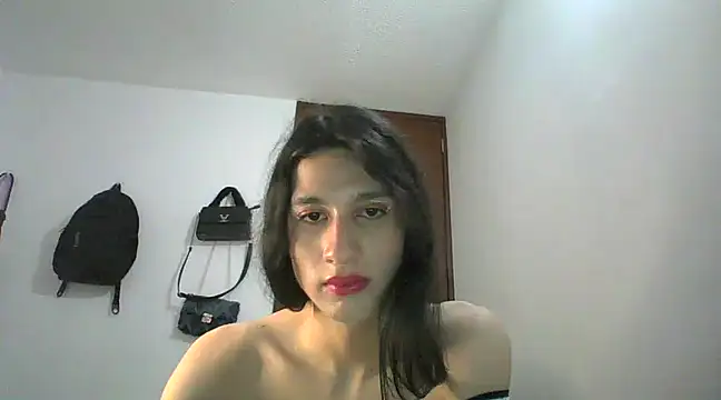 Safiro Queen online show from December 2024 02:12:02 AM