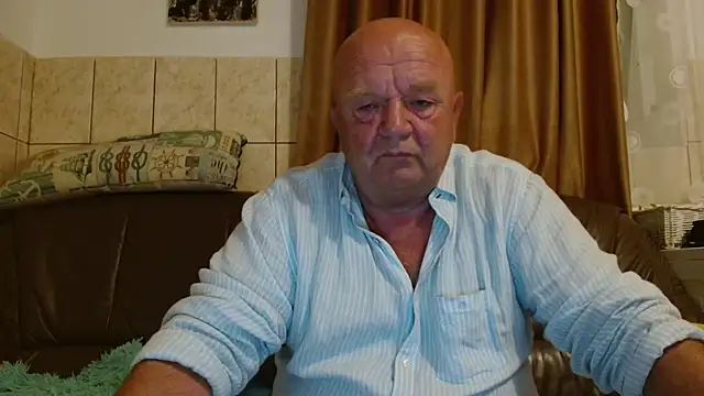 fullballs6 online show from September 2025 01:51:02 AM