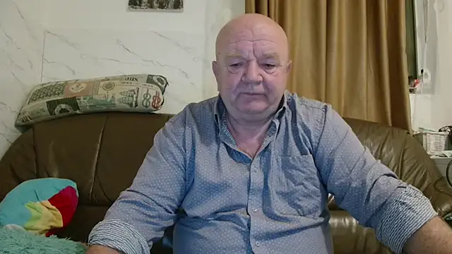 fullballs6 online show from December 2025 03:02:02 AM