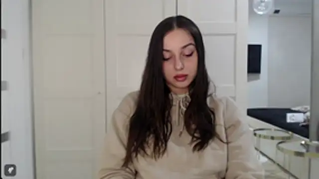 courtneyPerfect online show from November 2025 03:13:02 PM