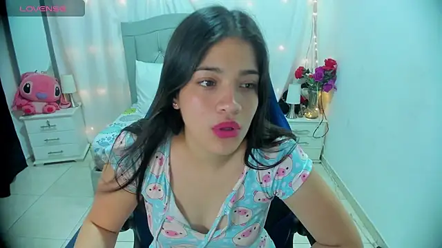 Snapshot of Alison_girl20 chatting on December 2024 10:57:02 PM Alison girl20 online show from December 2024 10:57:02 PM
