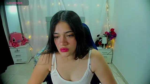 Snapshot of Alison_girl20 chatting on January 2025 08:18:01 PM Alison girl20 online show from January 2025 08:18:01 PM