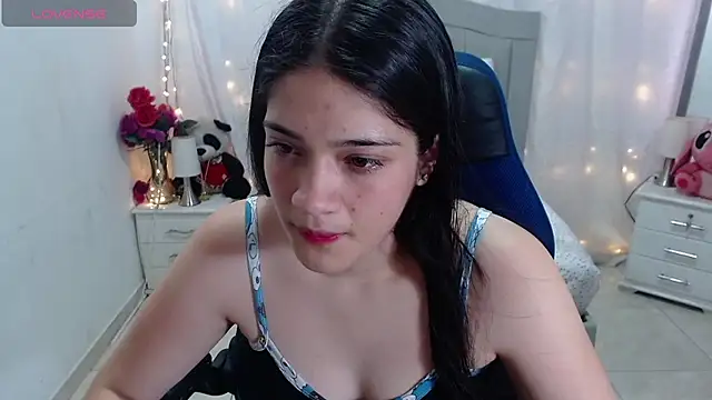 Snapshot of Alison_girl20 chatting on February 2025 08:35:02 PM Alison girl20 online show from February 2025 08:35:02 PM