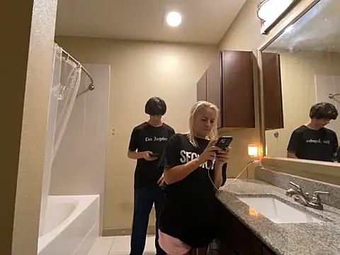 girlfriendmissy online show from January 2025 12:57:01 AM