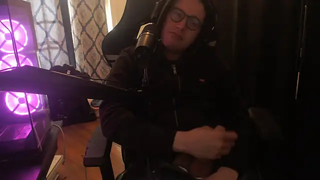 chicostick413 online show from February 2026 03:00:01 PM