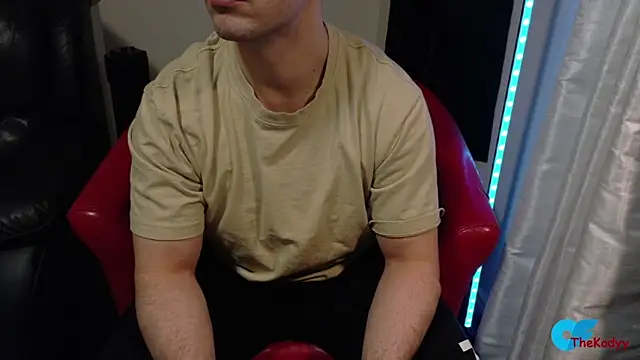 Snapshot of Thekodyy chatting on February 2026 02:04:02 AM Thekodyy online show from February 2026 02:04:02 AM