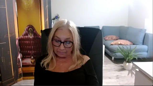 sofia xkiss online show from September 2025 02:19:01 PM