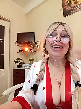 Snapshot of SusieNoreen chatting on October 2025 03:15:01 AM SusieNoreen online show from October 2025 03:15:01 AM