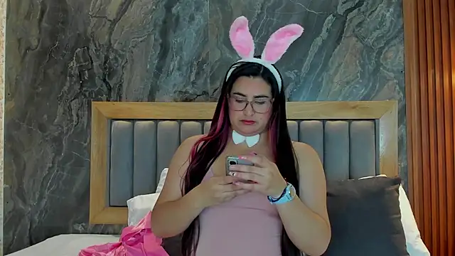 BellaPeers  online show from October 2025 11:44:01 AM