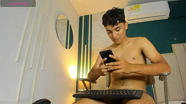 Austin Cardieff online show from January 2025 01:31:02 AM