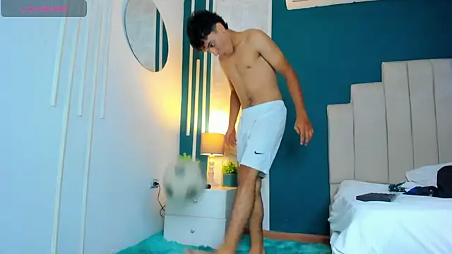 Austin Cardieff online show from January 2025 10:27:01 PM