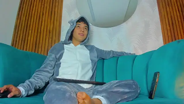 Austin Cardieff online show from February 2025 03:52:02 AM