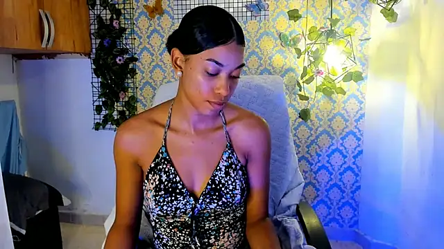 sasha fox00 online show from December 2024 06:43:01 PM