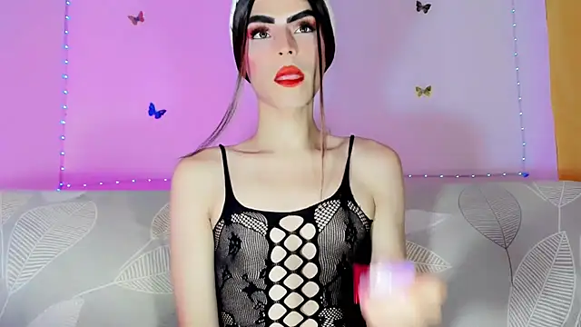 TatiGil online show from July 2026 06:54:01 PM